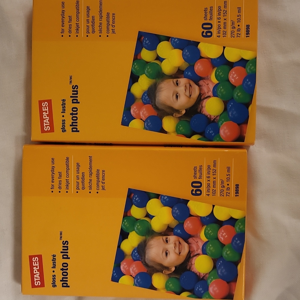 Lot Of 2 New Boxes Staples 60 sheets new sealed glossy photo paper 4" x 6 "